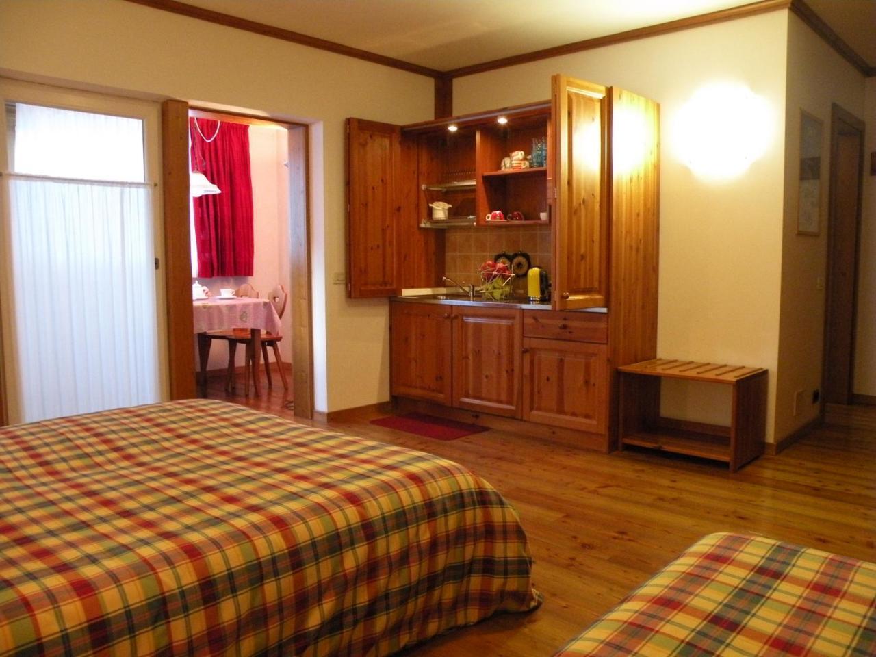 Hotel Garni Civetta Сельва-ди-Кадоре Экстерьер фото